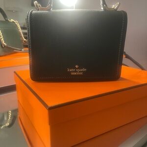 Kate Spade Elegant Green Crossbody Bag